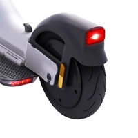 Pure Advance 710W 9.6AH 15.5mph Hastighet 25mi Räckvidd